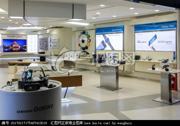 機(jī)場電子產(chǎn)品與日用百貨專賣店 現(xiàn)代旅行者的出行良伴